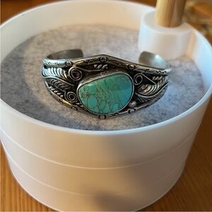 Hand Crafted Turquoise & Silver Bracelet intricate influences boho Southwestern
